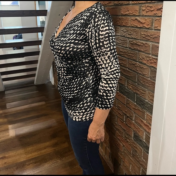 MAXMARA Stretch Jersey Faux Wrap Top M - Picture 10 of 10